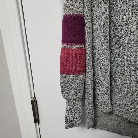 Maurices xxl longsleeve - Picture 4 of 5